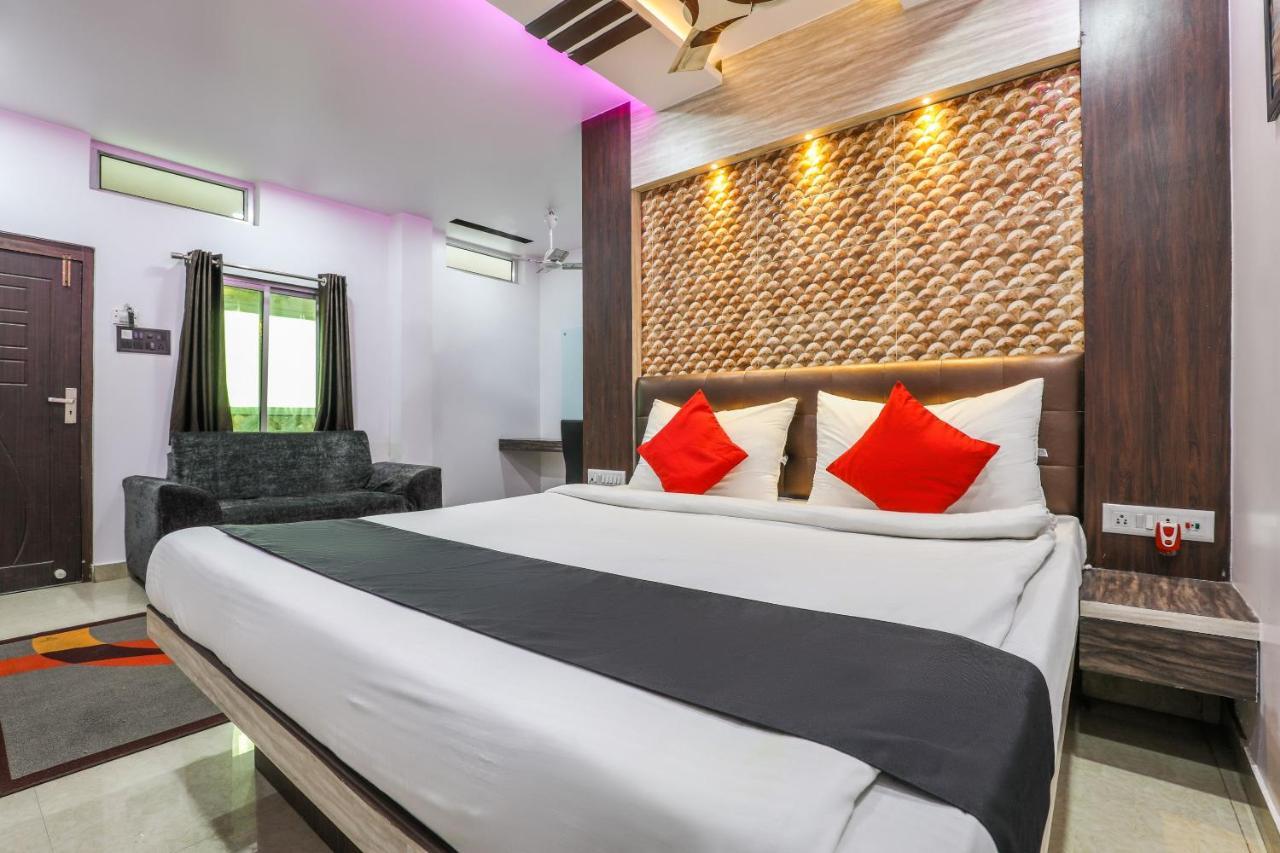 Oyo 14472 Brahmaputra Guest House Gauháti Kültér fotó
