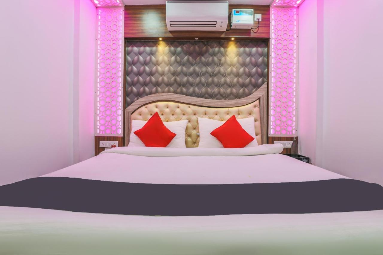 Oyo 14472 Brahmaputra Guest House Gauháti Kültér fotó